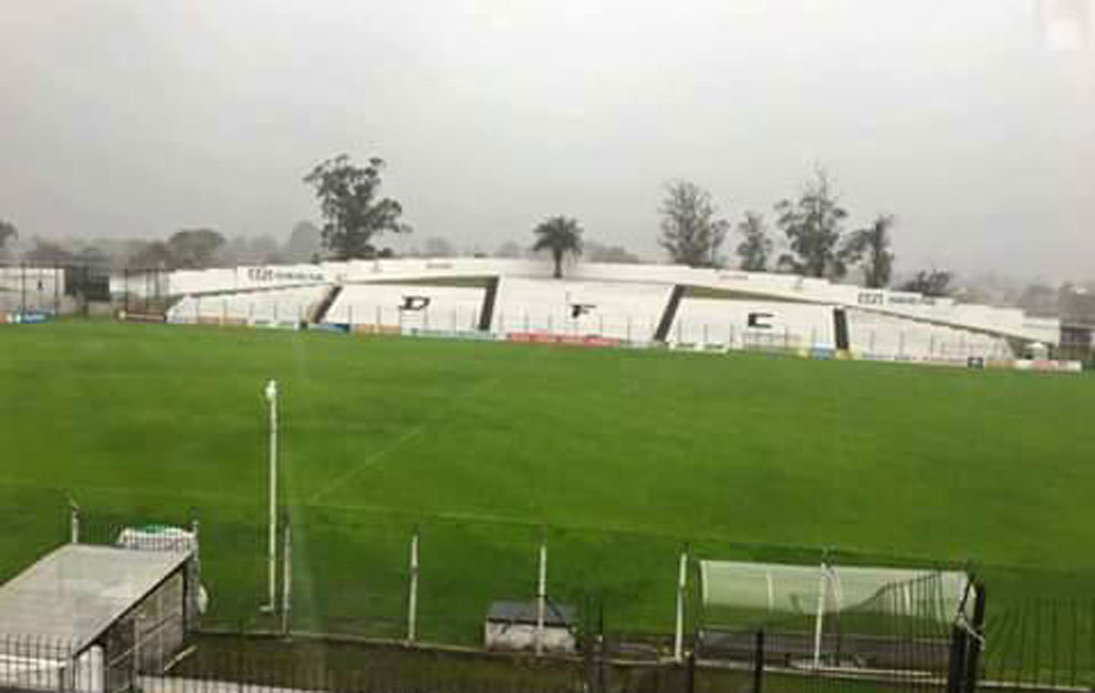 El estadio del Danubio luego del temporal.