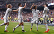 Modric, Asensio y Marcelo felicitan a Morata por su gol.