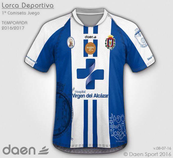 La primera camiseta de la Lorca Deportiva.