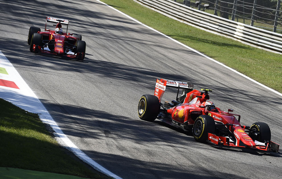 Raikkonen y Vettel, en Monza durante el GP de Italia en 2015