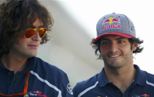 Sainz, junto a su ingeniero Marco Matassa esta maana en Monza.