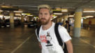Leo Messi esta tarde a su llegada al aeropuerto de El Prat