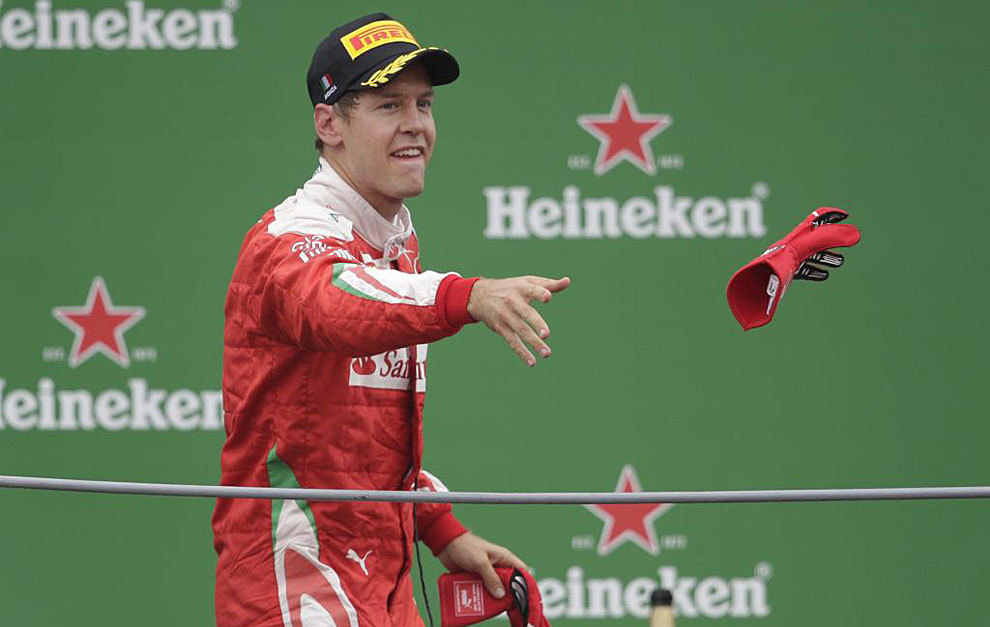 Vettel lanza un guante a los seguidores de Ferrari.