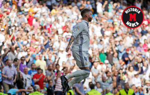 Sergio Ramos celebra su gol ante Osasuna.
