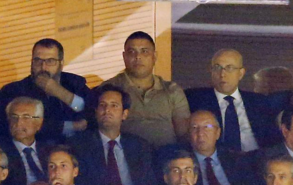 Ronaldo, en el palco del Bernabéu