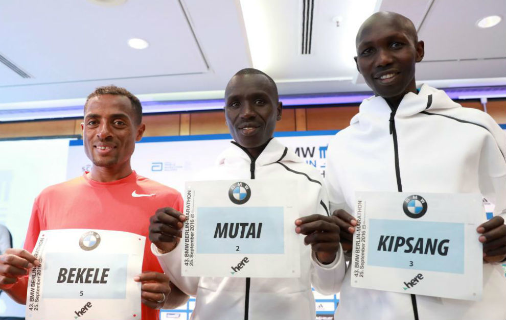 El etope Kenenisa Bekele y los keniatas Emmanuel Mutai y Wilson...