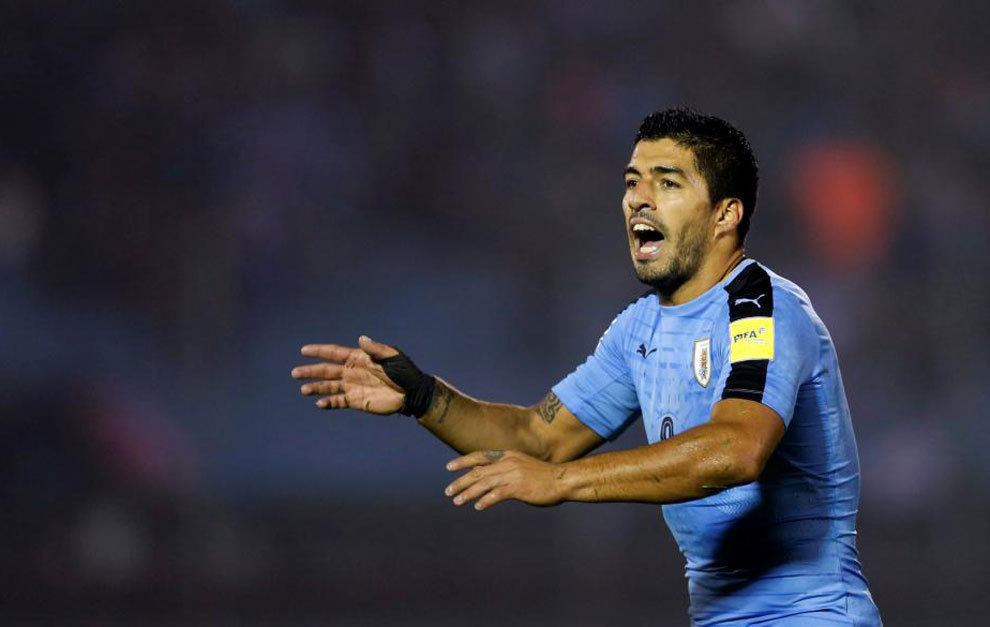 Surez en un partido con Uruguay.