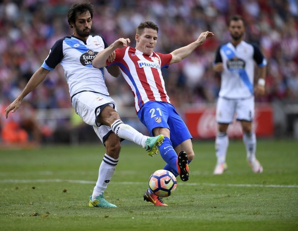 The ball in sight for Arribas and Gameiro
