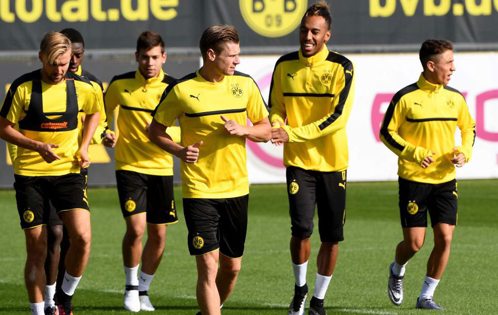 Los jugadores del Borussia se entrenan en la previa del partido ante...