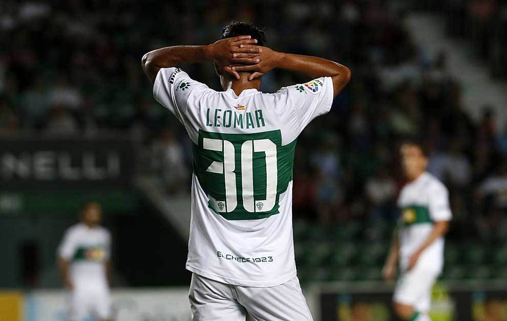 Leomar se lamenta durante la derrota de su equipo contra el Levante