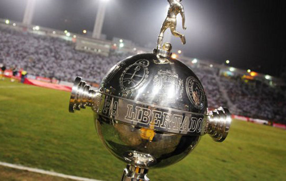 El trofeo al campen de la Copa Libertadores.
