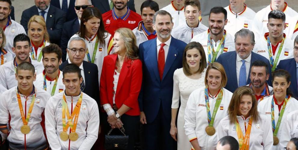 Recepcin de SSMM Los Reyes de Espaa a los medallistas olmpicos y...