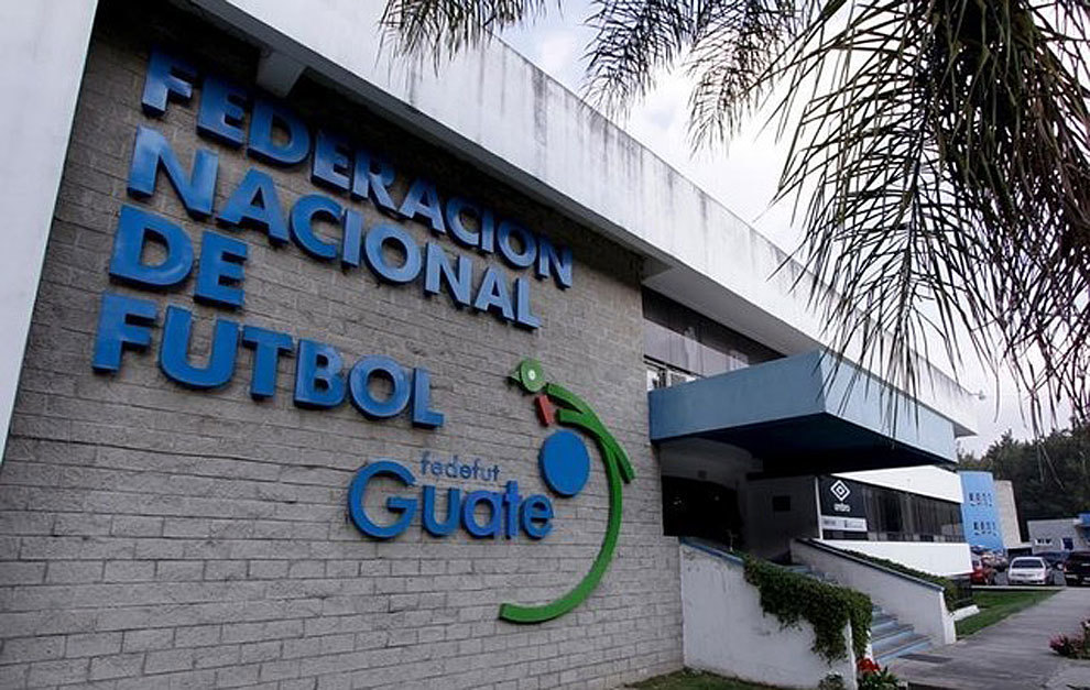 Organismo deportivo guatemalteco da marcha atrás en disputa con FIFA