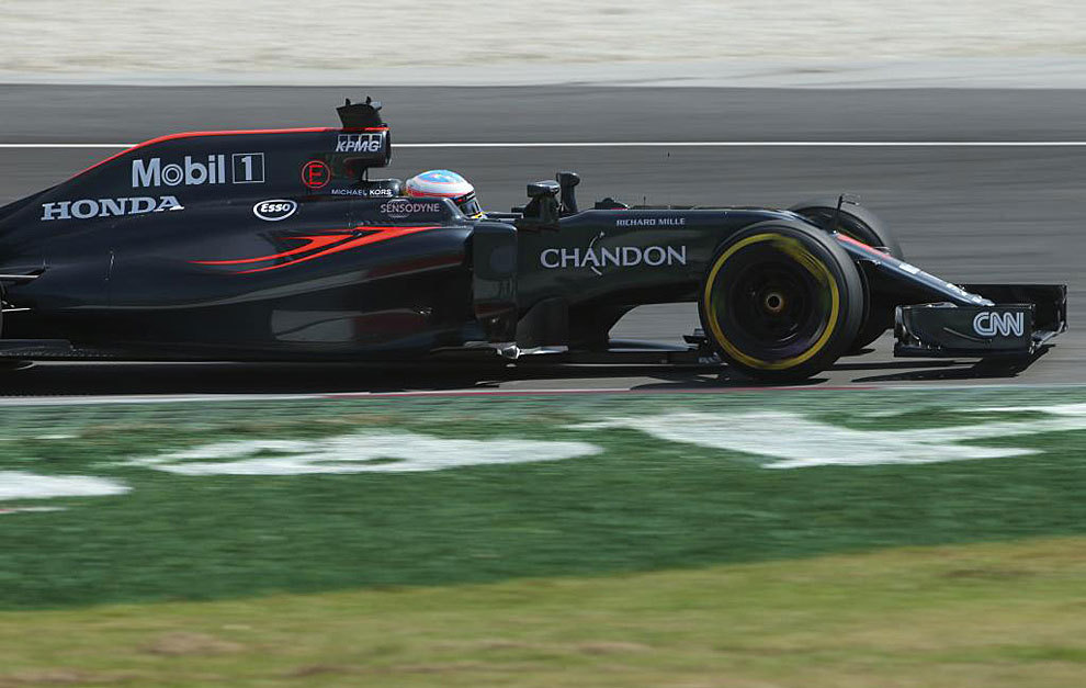 Alonso rueda en Sepang con neumticos blandos.