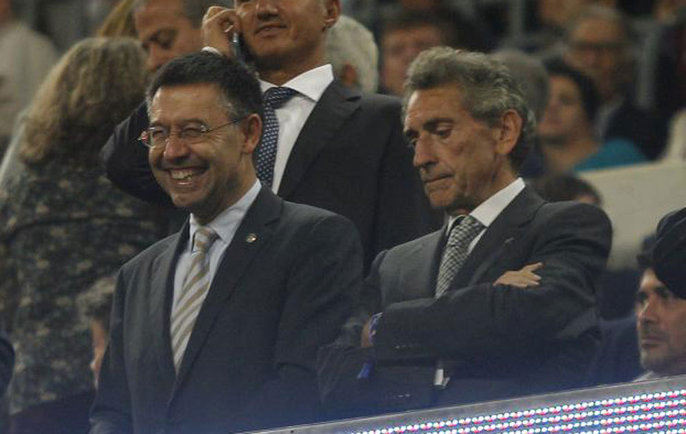 Bartomeu y Mourio, en el palco del Camp Nou.