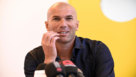 Zinedine Zidane, en la rueda de prensa en Lausanne.