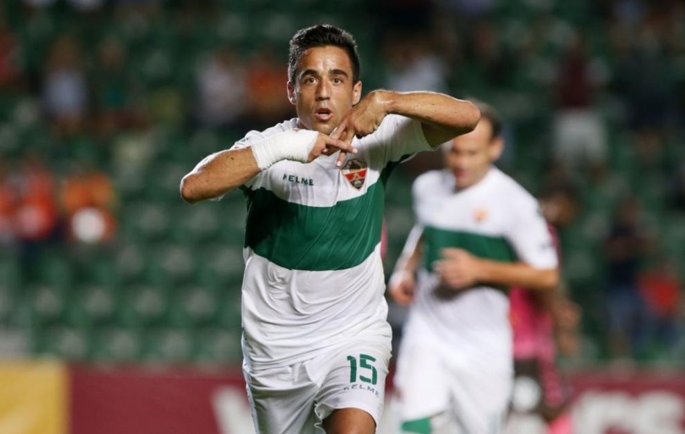 Pedro Snchez celebra un gol con el Elche esta temporada.