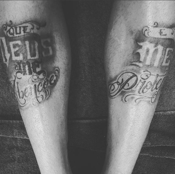 Los ltimos tatuajes de Neymar debajo de sus rodillas enfatizan sus...