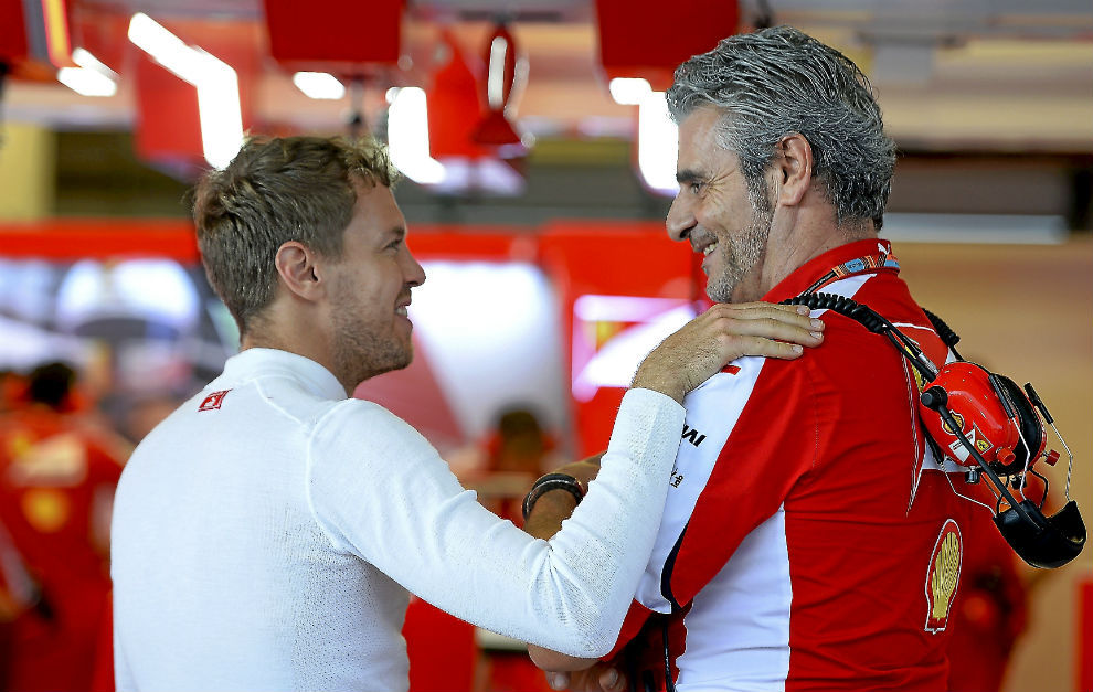 Sebastian Vettel y Maurizio Arrivabene