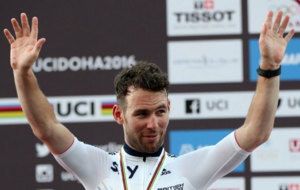 Mark Cavendish en el podio del ltimo Mundial
