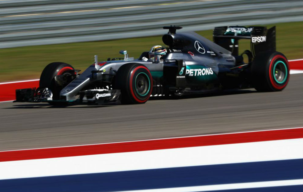 Hamilton pilota su Mercedes en el Circuito de las Amricas.