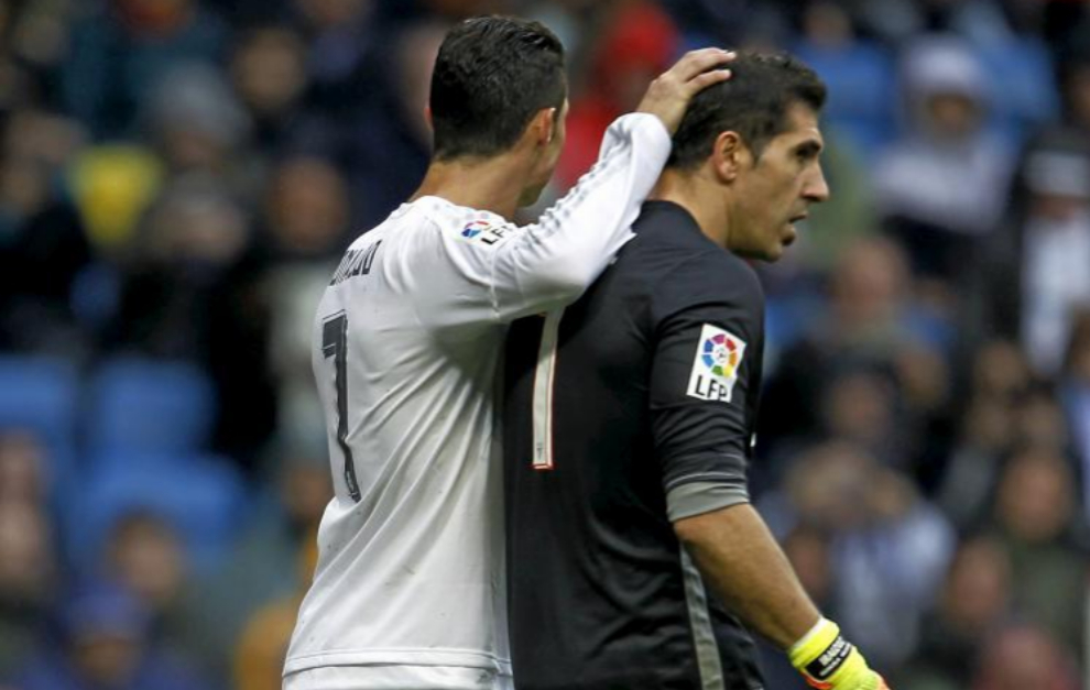 Cristiano e Iraizoz durante el partido de la pasada temporada.