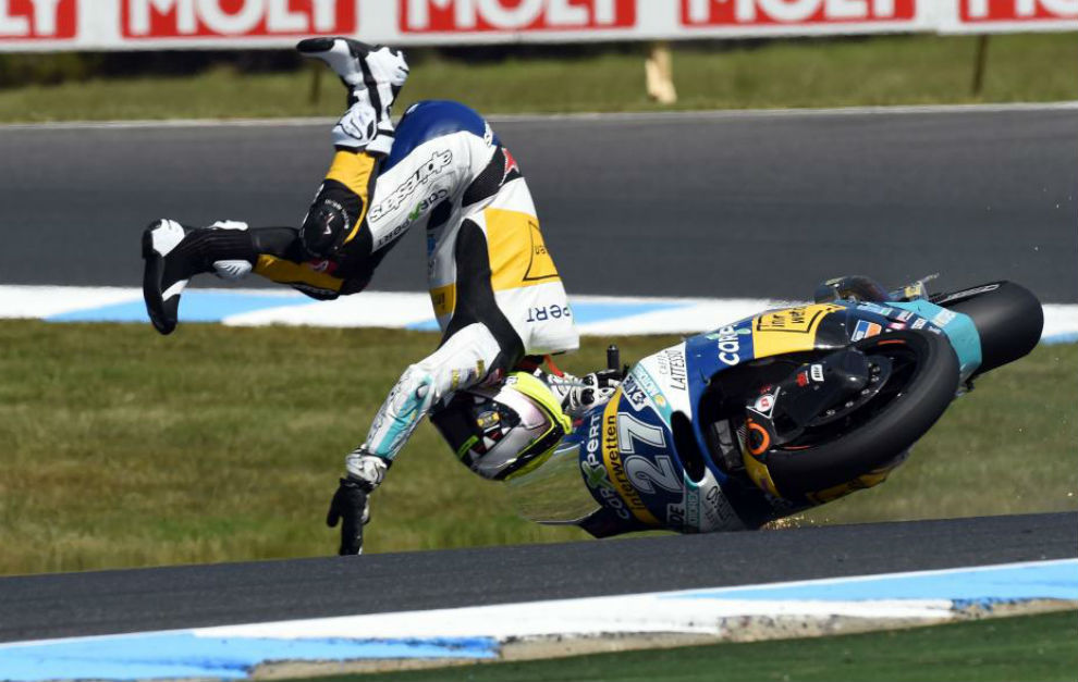 Iker Lecuona tambin &apos;bes&apos; el asfalto en la cita de Moto2.