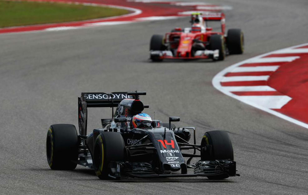 Fernando Alonso y Kimi Raikkonen, durante el GP de Estados Unidos del...