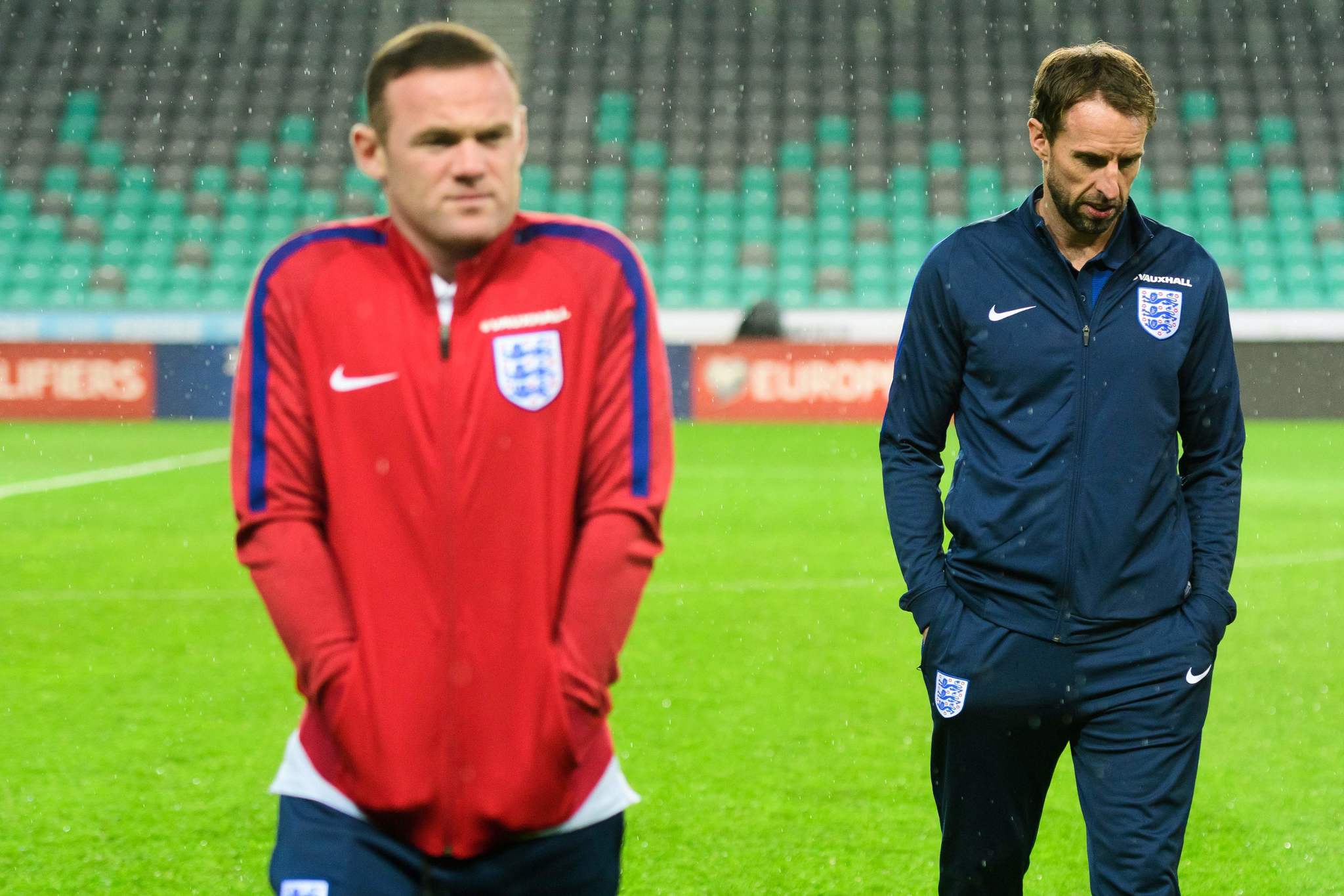 Gareth Southgate y Wayne Rooney