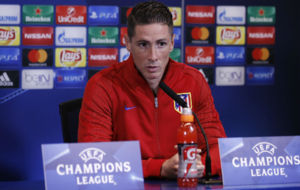 Fernando Torres en la rueda de prensa previa al choque