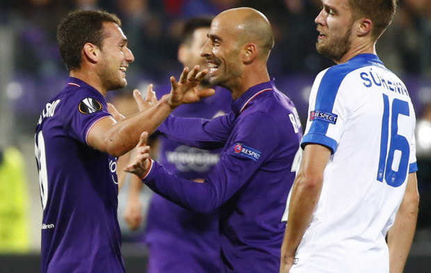 Cristforo y Borja Valero celebran el 3-0 de la Fiorentina