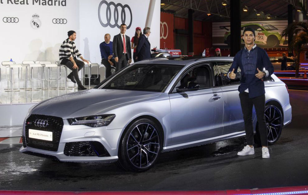 Cristiano Ronaldo (Audi RS 6 performance 4.0 TFSI 605 CV)