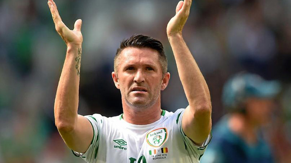 Robbie Keane durante un partido de Irlanda