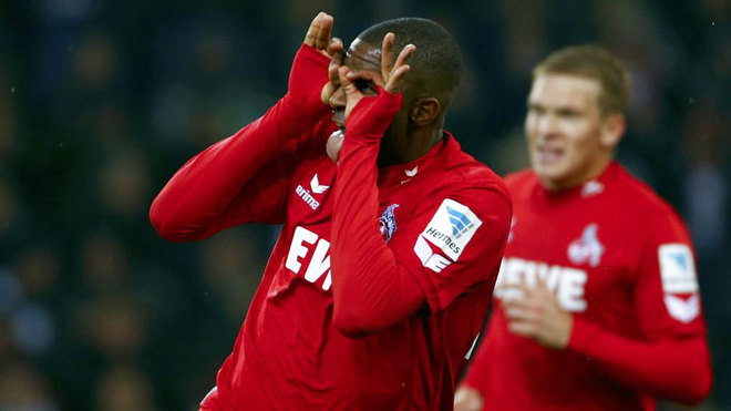 Modeste celebra su gol al Mainz.