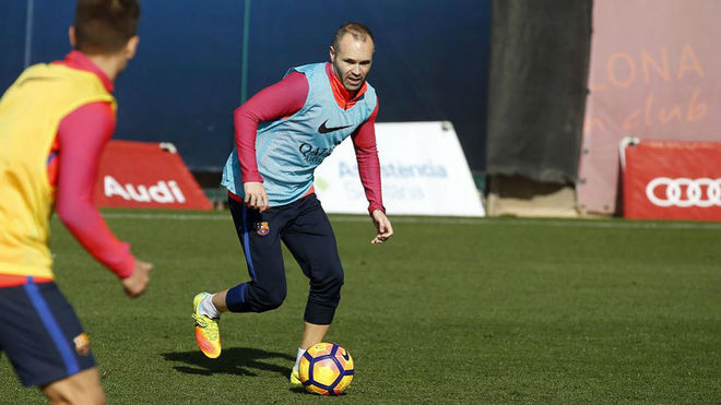 Andrs Iniesta, en un entrenamiento del Barcelona