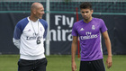 Zidane y Enzo, en una sesin del Madrid de esta temporada.