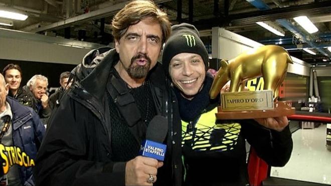 Rossi, con el premio