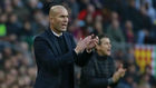 Zidane aplaude durante el Clsico