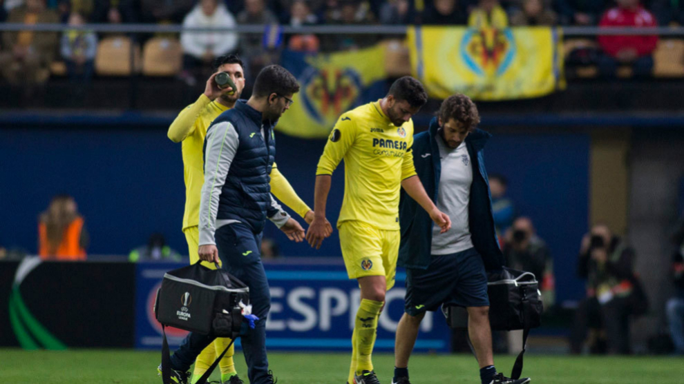 Musacchio se marcha lesionado en el encuentro de Europa League