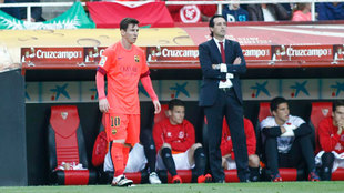 Emery, junto a Messi en un Sevilla-Bara