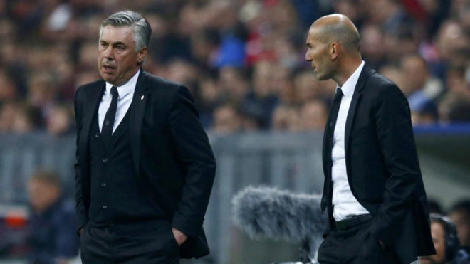Ancelotti y Zidane durante la etapa del italiano en el Real Madrid.