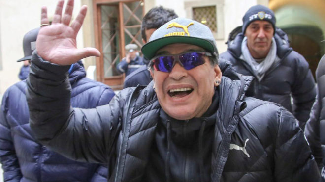 Maradona, durante su visita a Italia
