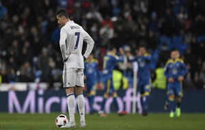 Ronaldo se lamenta tras un gol del Celta
