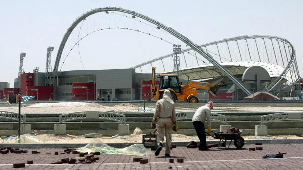Obras en uno de los estadios de Qatar.