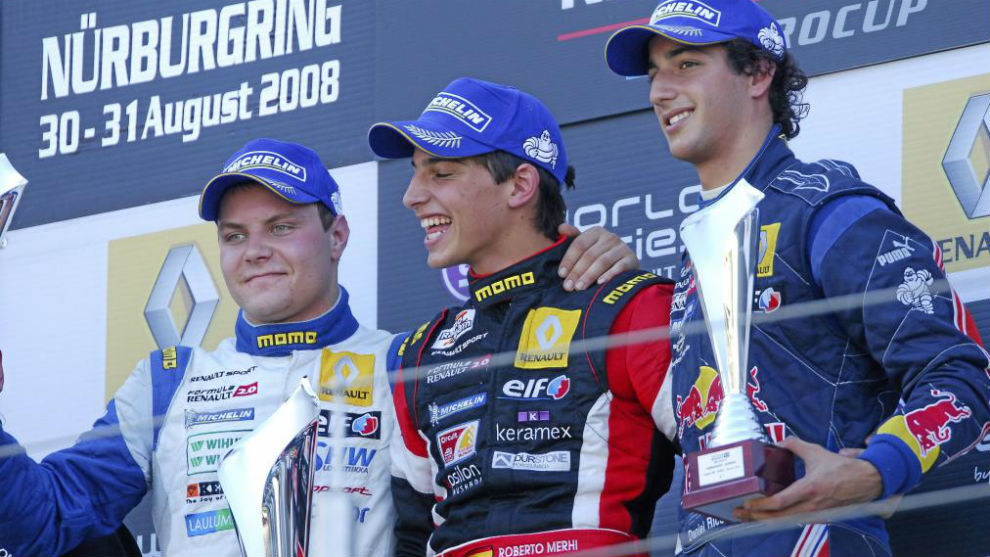 Merhi, despues de ganar a Bottas y Ricciardo en una prueba de la Renault 2.0, en 2008