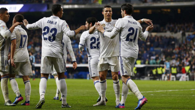 Los jugadores del Madrid celebran un gol esta temporada.