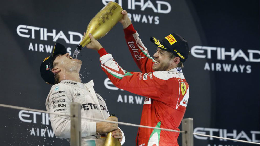 Rosberg y Vettel, en el podio de Abu Dabi