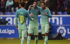Luis Surez, Neymar y Messi celebran un gol.