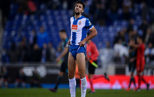 Marc Navarro lamentndose durante el Espanyol-Real Sociedad.
