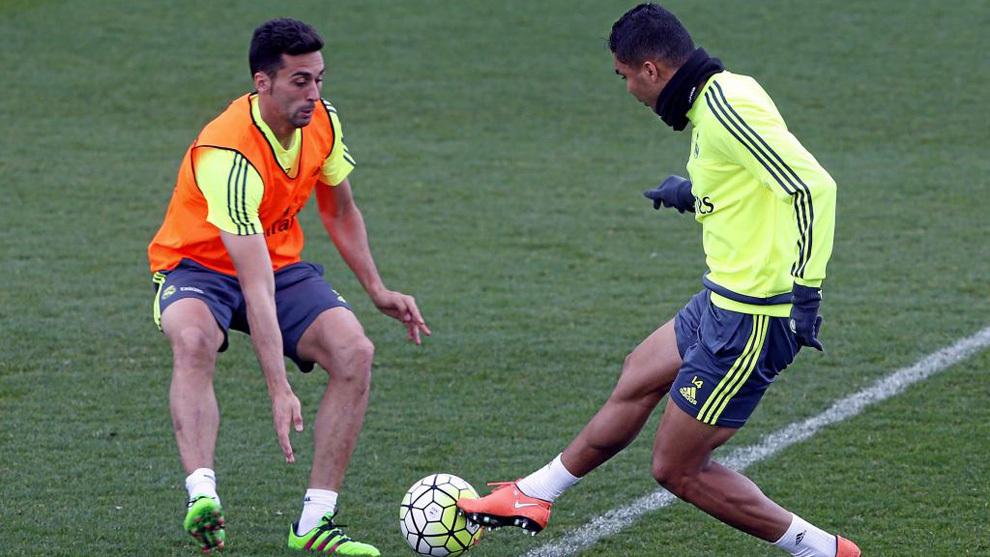 Arbeloa y Casemiro, durante un entrenamiento con el Real Madrid.